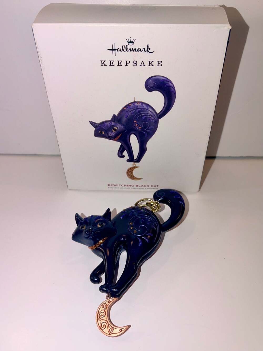 Bewitching Black Cat NEW Hallmark 2019 Ornament Halloween Purple Gold Spooky